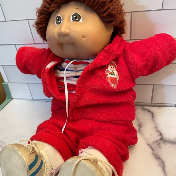 Cabbage patch doll - Picture 4 of 5